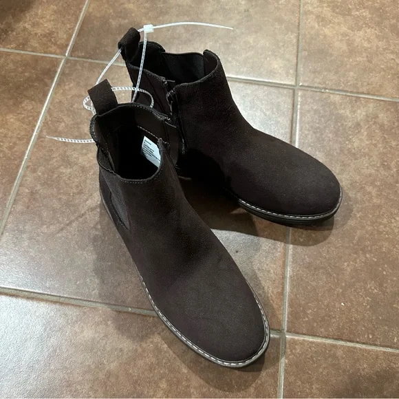 Steve Madden Ashher Oskar Brown Chelsea Boots - Picture 8 of 8